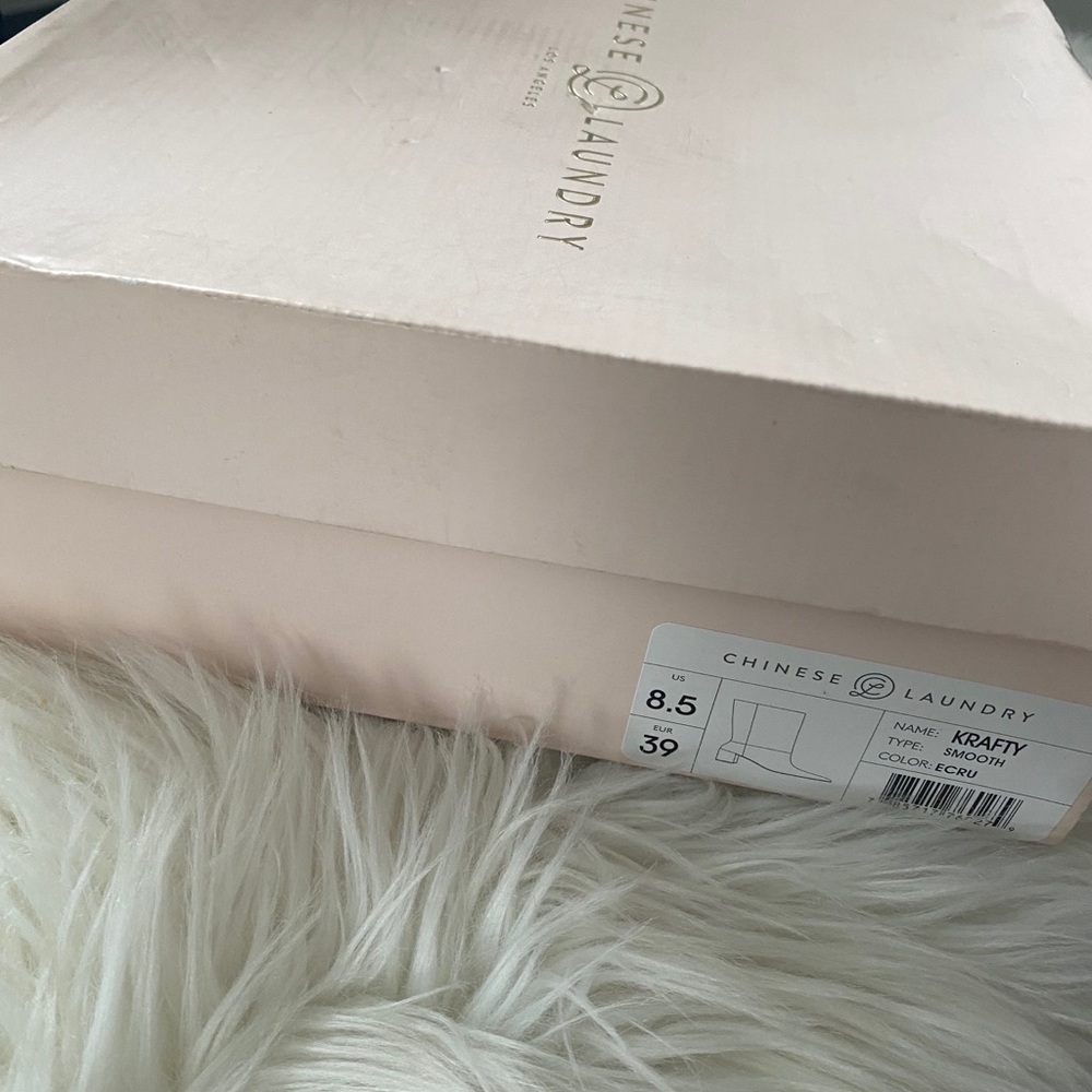 Kraft Chines Laundry cream boots - Picture 2 of 13
